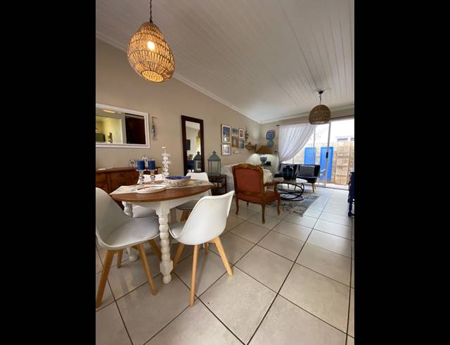 2 BEDROOM TOWNHOUSE FOR SALE IN LAGUNA SANDS